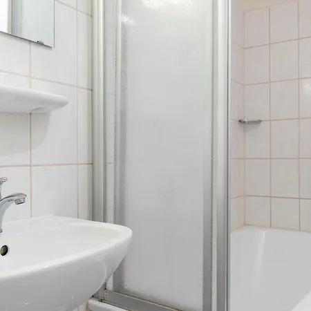 Vacation Complex In By Sea *